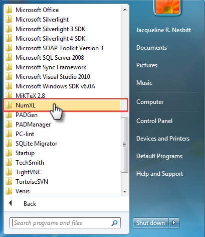 Esta figura muestra el menú NumXL contraído en el menú Inicio de Windows 7.