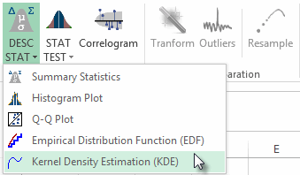 Esta figura muestra el botón “Estimación de densidad de kernel KDE” dentro de “Estadísticas descriptivas” en la barra de herramientas de NumXL.